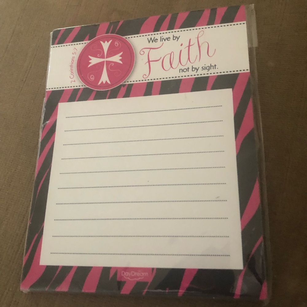 🎄Pink and Black Faith Notepad- 82A $8 or🦋or $3 w/a $20 or more purchase